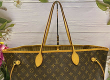 Load image into Gallery viewer, Louis Vuitton Neverfull GM Monogram Beige Tote (FL3087)