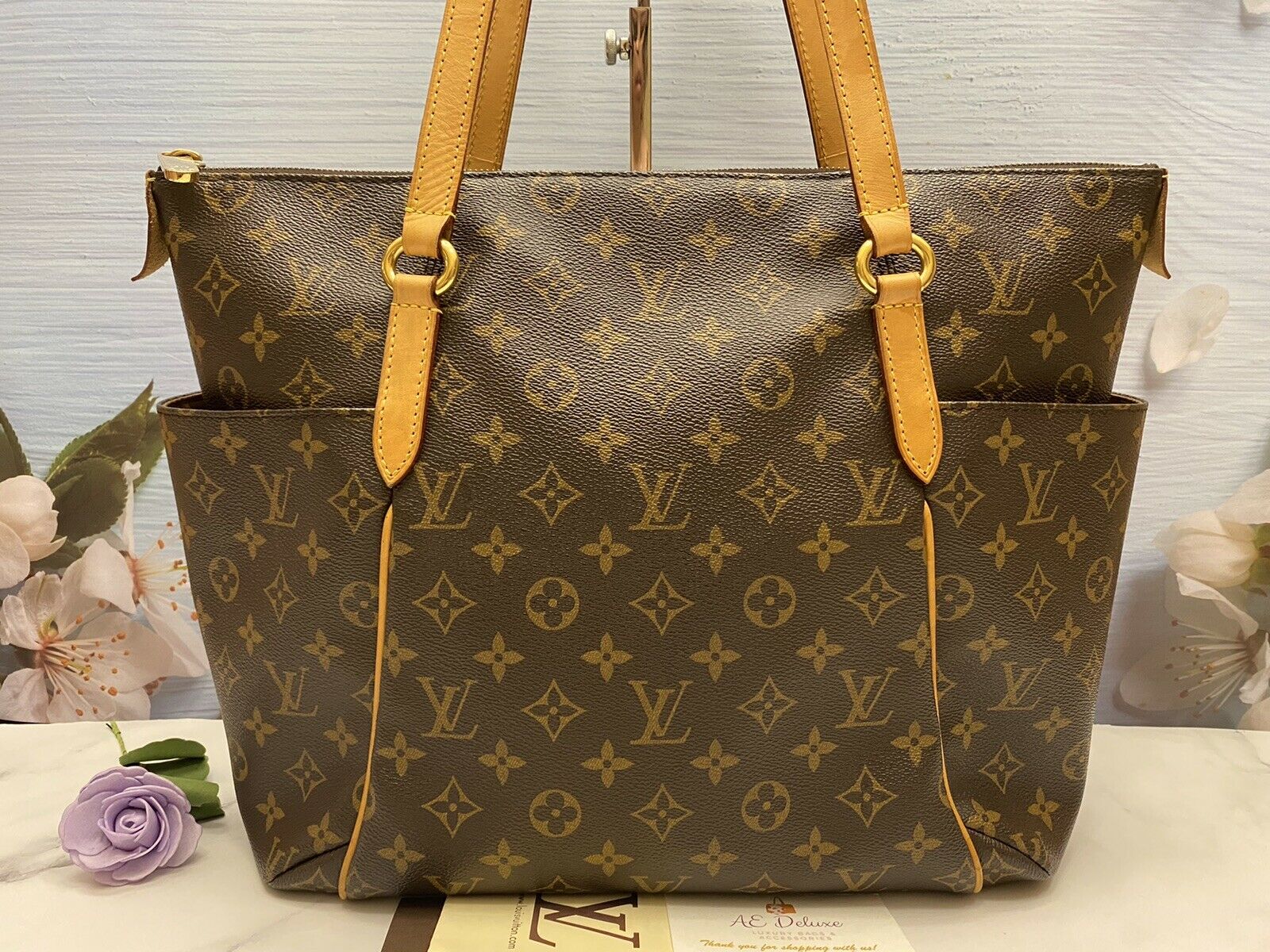 Louis Vuitton Totally MM Monogram Shoulder Tote Handbag (TJ0134