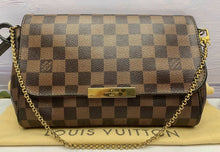 Load image into Gallery viewer, Louis Vuitton Favorite MM Damier Ebene Clutch (DU3184)