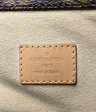 Load image into Gallery viewer, Louis Vuitton Artsy MM Monogram Shoulder Bag Tote Purse (CA0191)