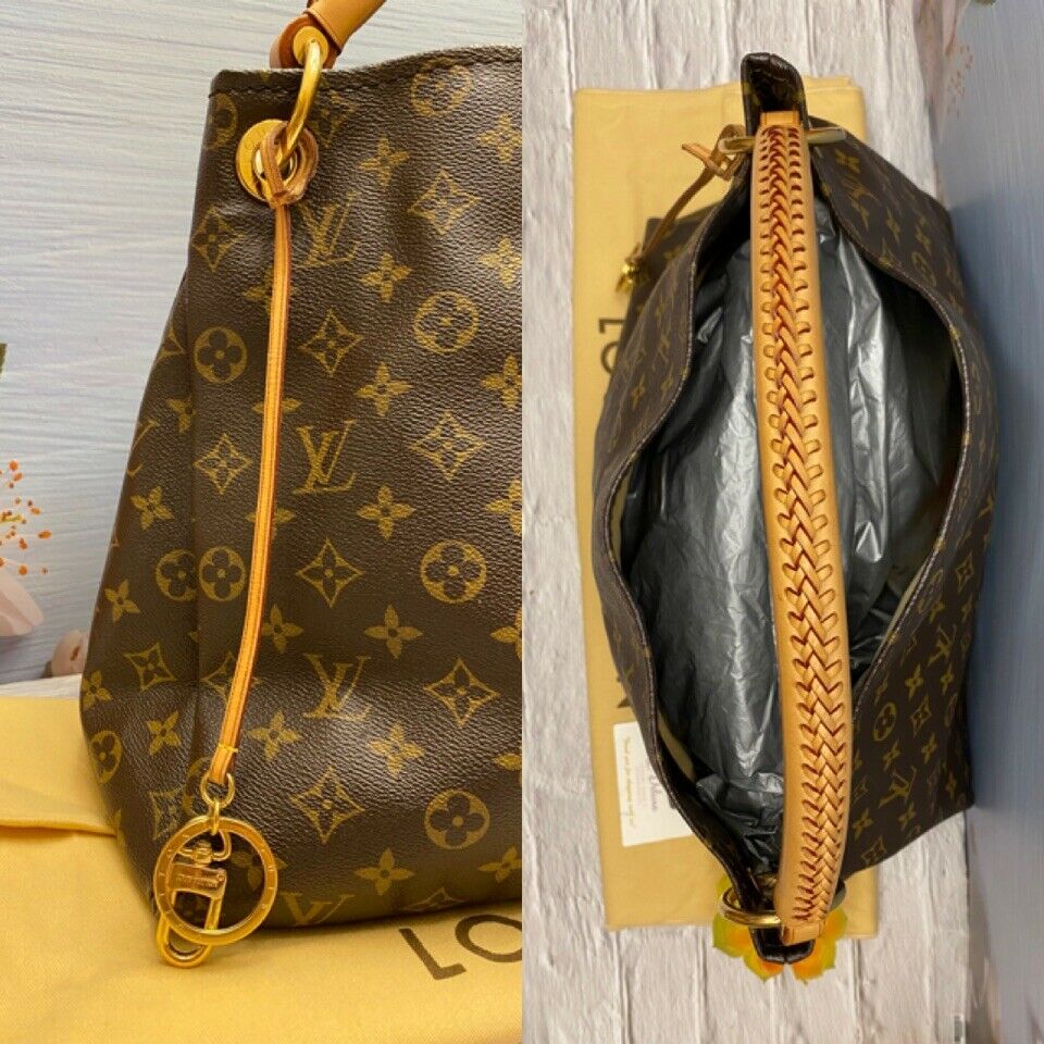 LOUIS VUITTON, a creme colored shoulder bag with embossed monogram print,  Artsy MM. - Bukowskis