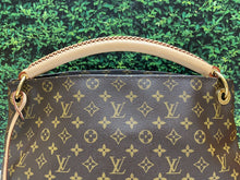Load image into Gallery viewer, Louis Vuitton Artsy MM Monogram Shoulder Bag Tote Purse (GI0192)