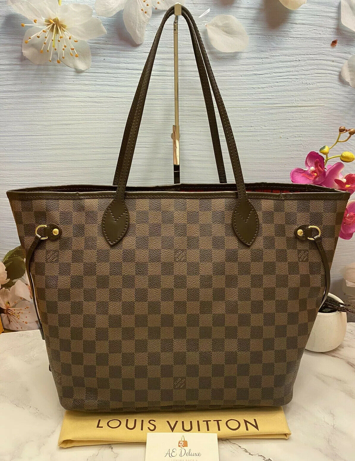 国内発送【Louis Vuitton】Neverfull MM Neverfull MM Monogram Mid Size Cherry Red Tote | LOUIS VUITTON ®