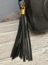 Load image into Gallery viewer, GUCCI Soho Disco Black Leather Crossbody Shoulder Bag Purse (308364 520981B)
