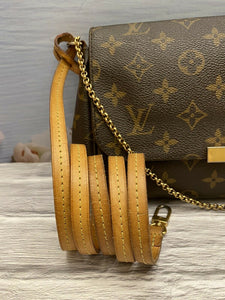 Louis Vuitton Favorite MM Monogram Chain Clutch Crossbody (SA4123)
