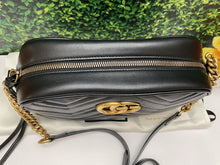Load image into Gallery viewer, GUCCI GG Marmont Matelasse Small Black Calfskin Leather Crossbody Bag (2917)