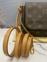 Load image into Gallery viewer, Louis Vuitton Favorite MM Monogram Clutch Bag (DU0196)