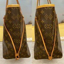Load image into Gallery viewer, Louis Vuitton Neverfull GM Monogram Beige Tote Purse (SD4188)
