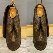 Load image into Gallery viewer, Louis Vuitton Favorite MM Monogram Chain Clutch Crossbody (SA2154)