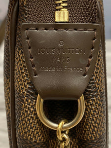 Louis Vuitton Eva Damier Ebene Clutch Crossbody Shoulder Purse (MB0164)