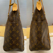 Load image into Gallery viewer, Louis Vuitton Totally MM Monogram Shoulder Purse Handbag (FL3181)