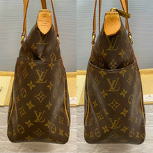 Load image into Gallery viewer, Louis Vuitton Totally MM Monogram Shoulder Purse Handbag (AR4110)