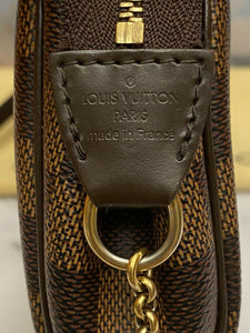 Louis Vuitton Eva Damiar Ebene Clutch (DU2131)
