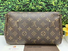 Load image into Gallery viewer, Louis Vuitton Favorite MM Monogram Chain Clutch Crossbody (DU0124)