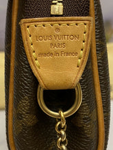 Load image into Gallery viewer, Louis Vuitton Eva Monogram Clutch (DU0141)