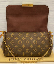 Load image into Gallery viewer, Favorite MM Monogram Chain Clutch (FL4186)