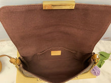 Load image into Gallery viewer, Louis Vuitton Favorite MM Monogram Clutch Purse (SA4163)