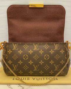 Louis Vuitton Favorite MM Monogram Clutch Purse (FL2133)