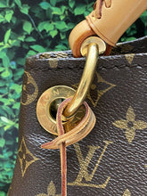 Load image into Gallery viewer, Louis Vuitton Artsy MM Monogram Shoulder Bag Tote Purse (CA0191)