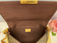 Load image into Gallery viewer, Louis Vuitton Favorite MM Monogram Clutch Purse (DU3177)