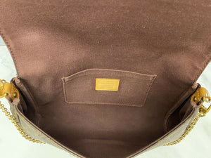 Louis Vuitton Favorite MM Monogram Clutch Purse (FL4144)