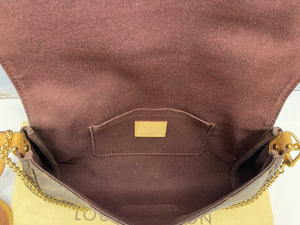 Louis Vuitton Favorite MM Monogram Clutch (FL5103)