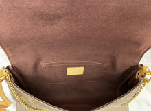 Load image into Gallery viewer, Louis Vuitton Favorite MM Monogram Clutch Purse (FL1124)
