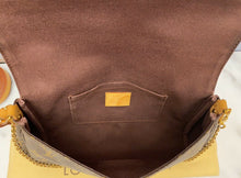 Load image into Gallery viewer, Louis Vuitton Favorite MM Monogram  (FL4166)