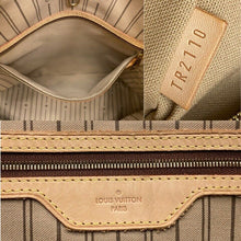 Load image into Gallery viewer, Louis Vuitton Delightful MM Monogram Beige Shoulder Bag Tote Purse (TR2110)