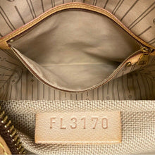 Load image into Gallery viewer, Louis Vuitton Delightful PM Monogram Beige (FL3170)