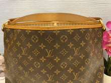 Load image into Gallery viewer, Louis Vuitton Delightful MM Monogram Beige Shoulder Bag (FL1132)