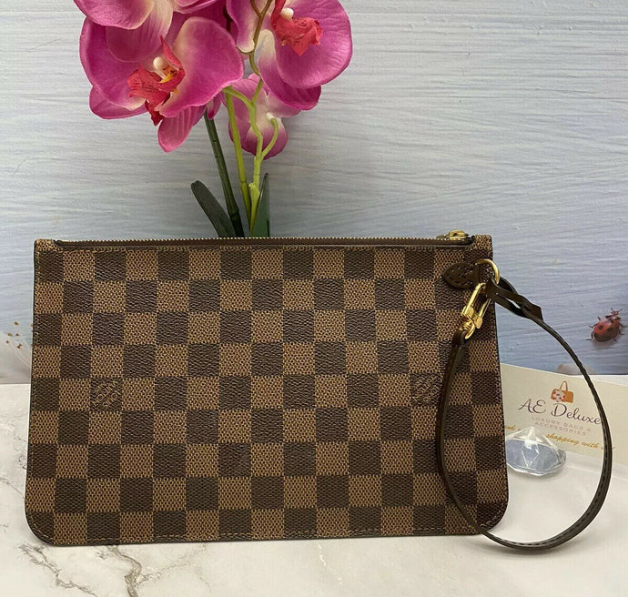 Louis Vuitton Neverfull MM/GM Damier Ebene Wristlet/Pouch/Clutch