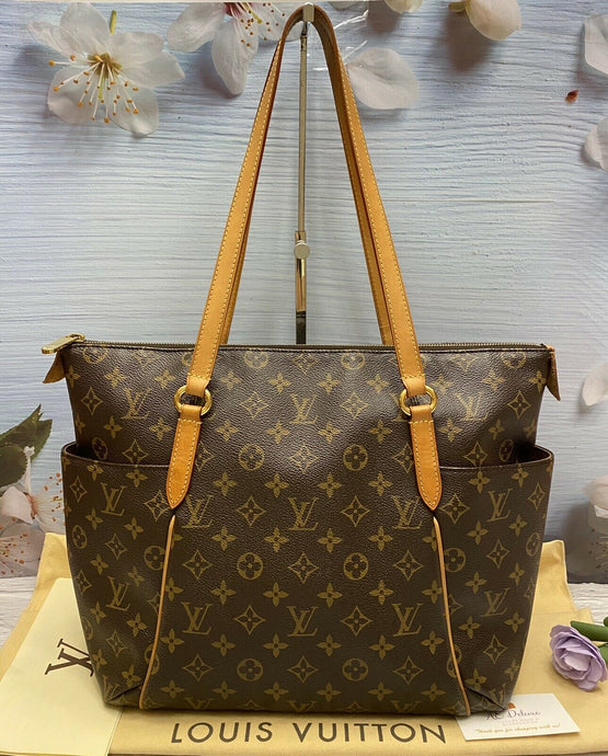 Louis Vuitton Totally MM Monogram Shoulder Purse Handbag (AR4110)