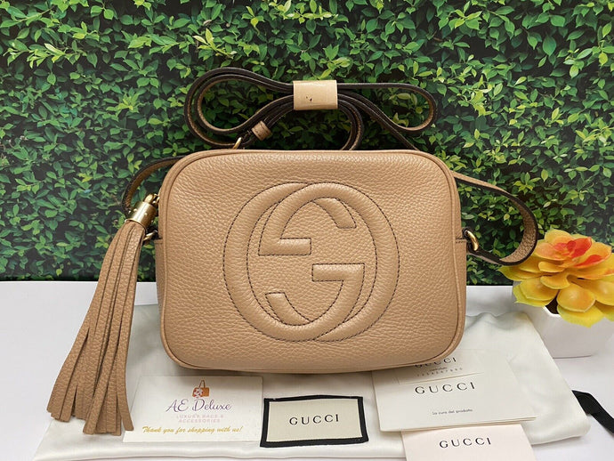 GUCCI Soho Disco Beige Calfskin Leather Crossbody Bag (I021337616)